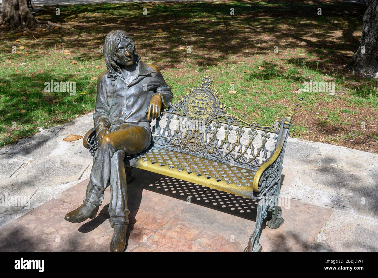 Bronze statue of John Lennon at Parque John Lennon,  Vedado, Havana, Cuba Stock Photo