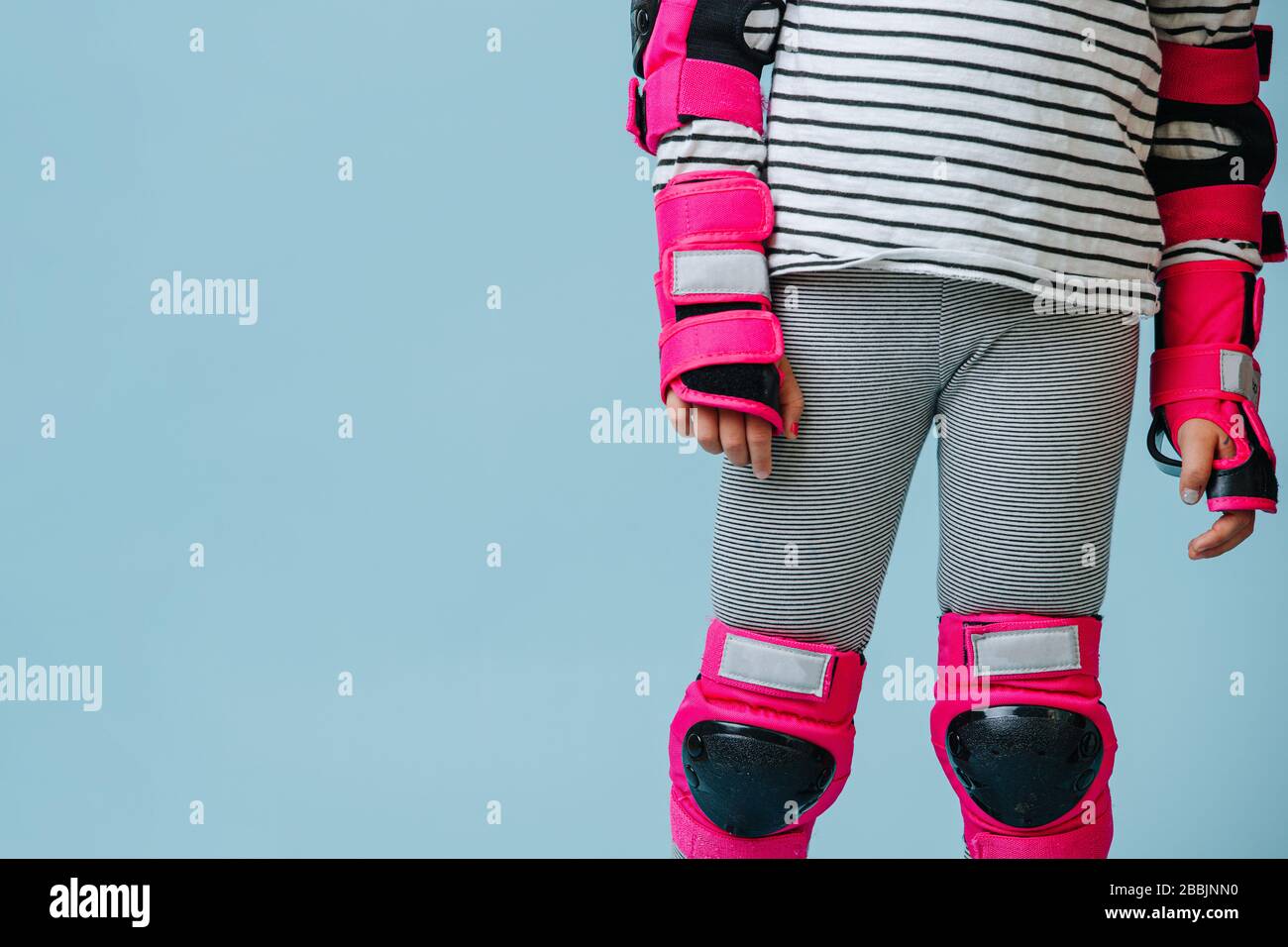 Little girl roller skating hires stock photography and images Alamy