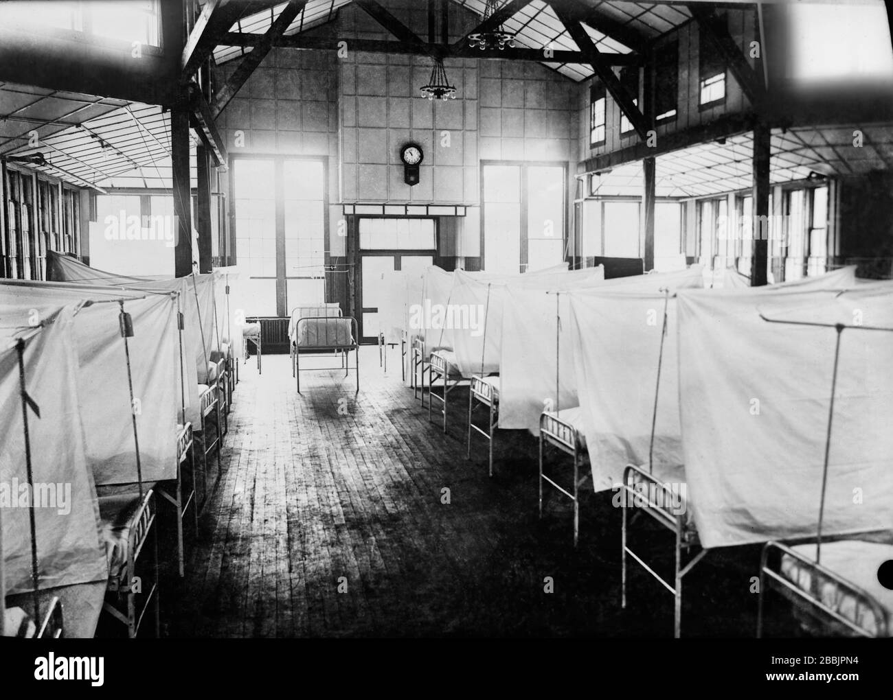 Red Cross House at U.S. General Hospital #16, during Influenza Epidemic, New Haven, Connecticut, USA, American National Red Cross Photograph Collection, 1918 Stock Photo