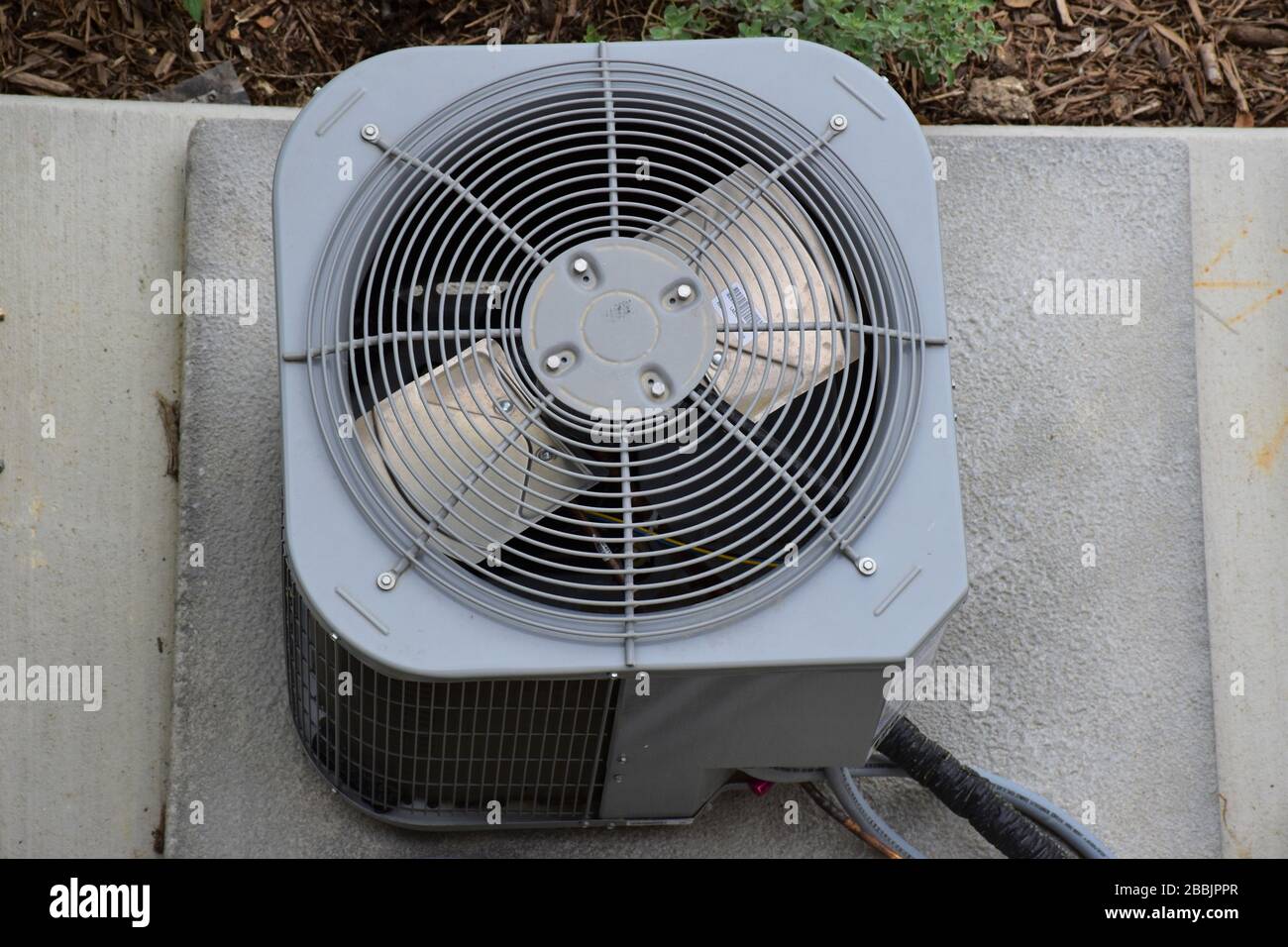 high efficiency air conditioning unit