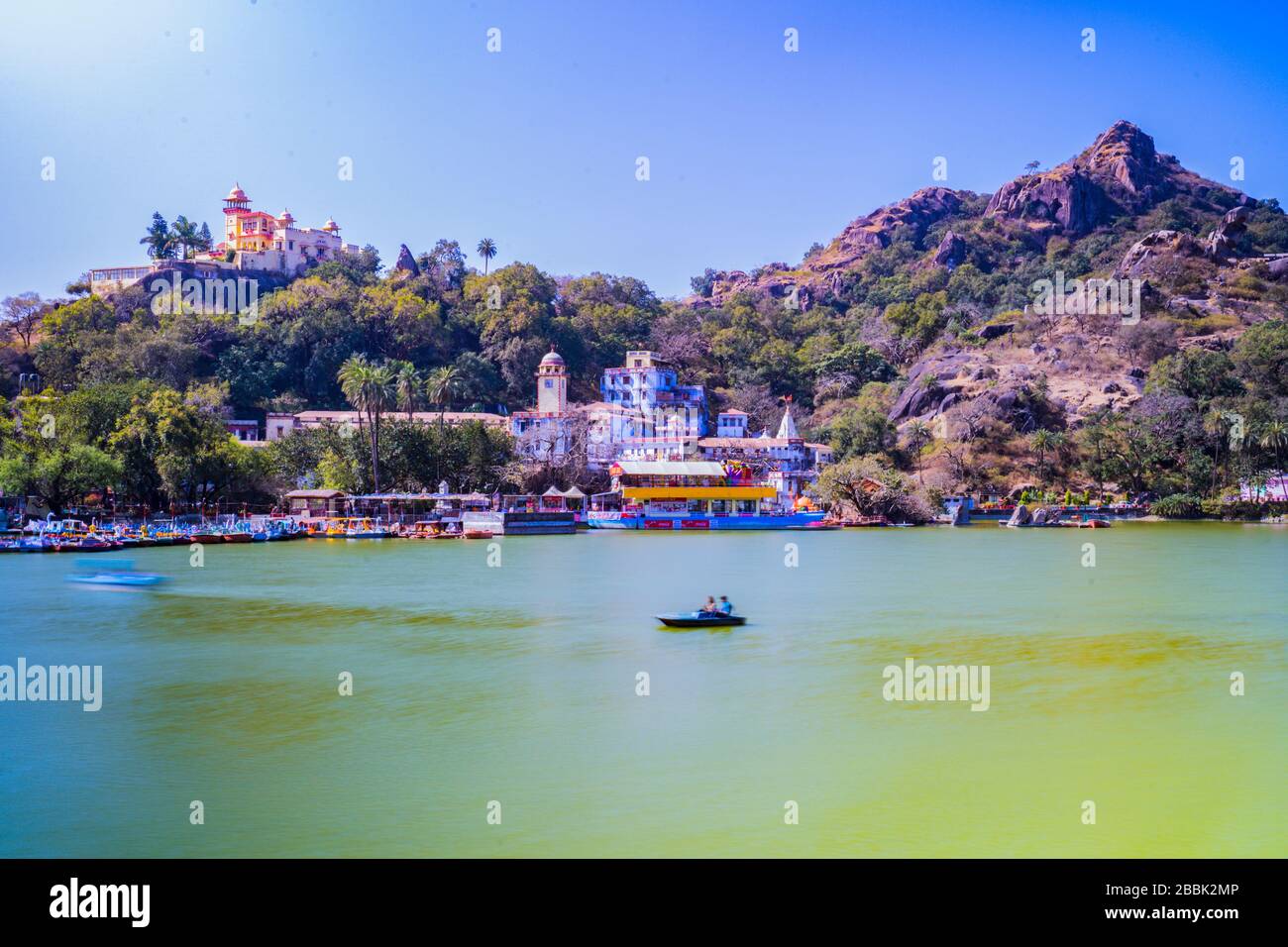 Mount Abu is a hill station in western India’s Rajasthan state, near the Gujarat border. Set on a high rocky plateau in the Aravalli Range and surroun Stock Photo