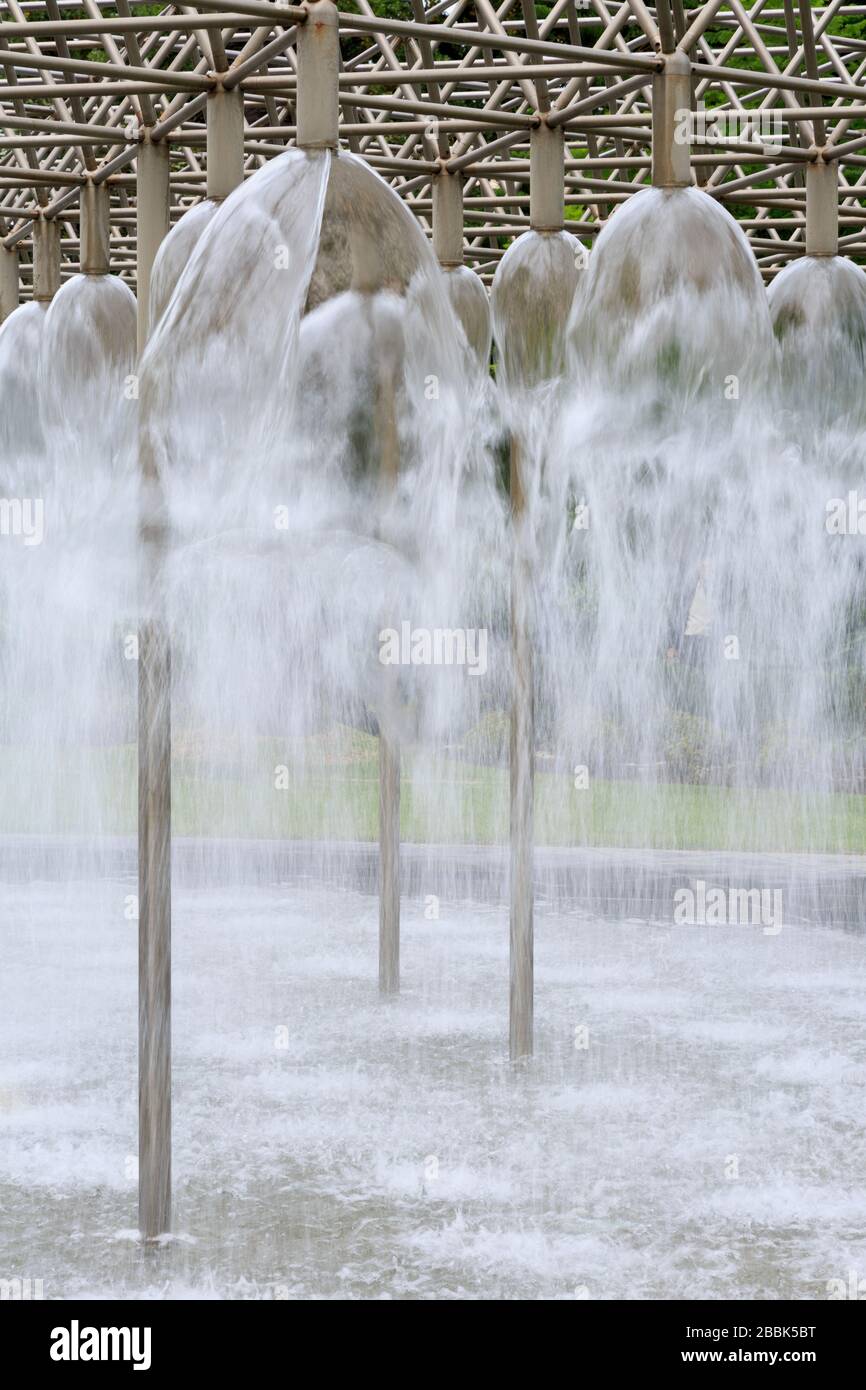 Coles Fountain, Parliament Gardens, Melbourne, Victoria, Australia Stock Photo