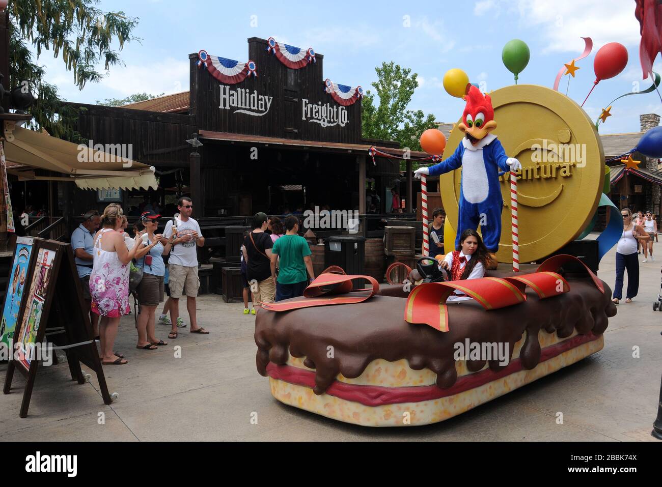 Woodpecker Sculpture High Resolution Stock Photography And Images Alamy