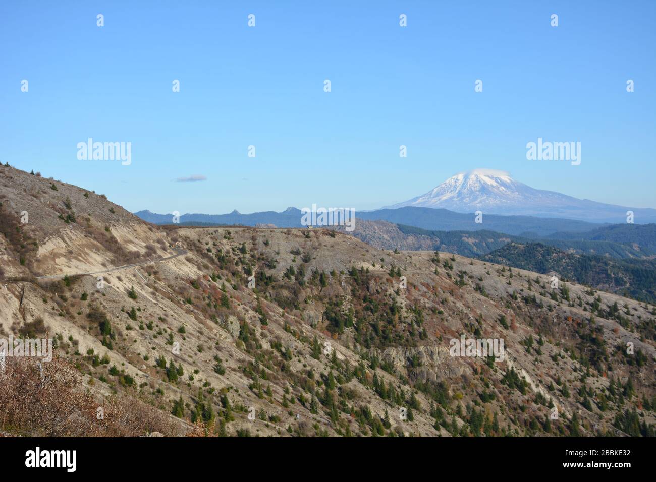 The west side of Mount Adams seen in October from the Forest Highway (NF-99) near Windy Ridge, Mt St Helens National Monument, Washington State, USA. Stock Photo