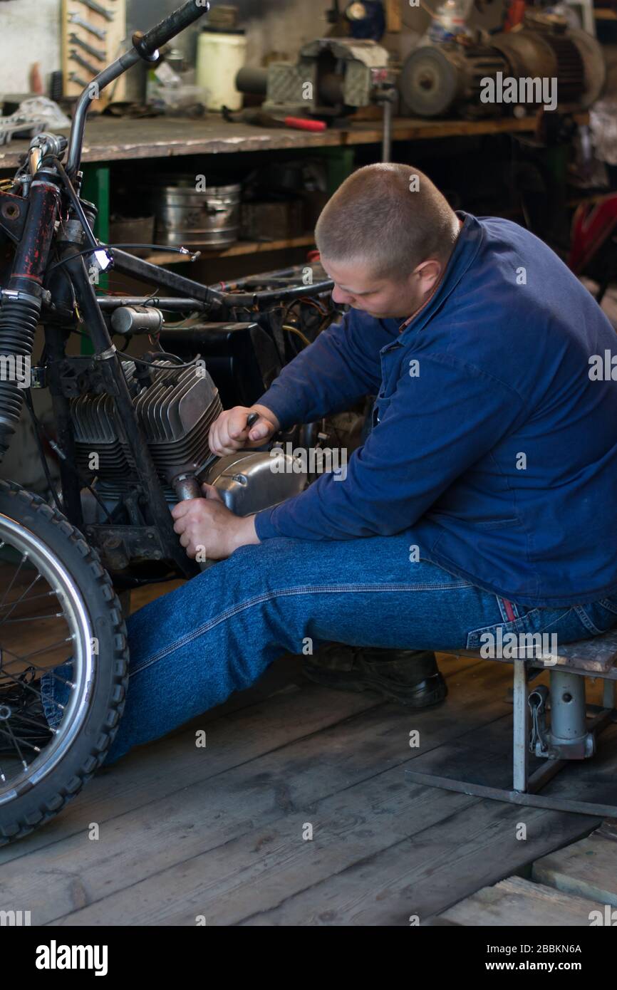 Motorcycle Fix Repairing Motorcycle High Resolution Stock Photography and Images - Alamy