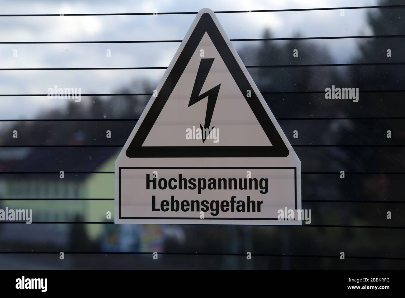 Warnschild „Danger High Voltage“ – Selbstklebend, PVC, 200x300 Mm, Englisch, Für Werkstatt & Industrie