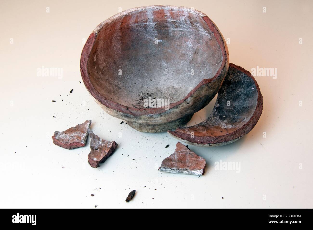 Rustic old broken clay pot Stock Photo Alamy