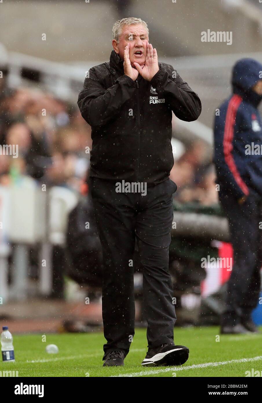 Newcastle united manager steve bruce shouts hires stock photography and images Alamy