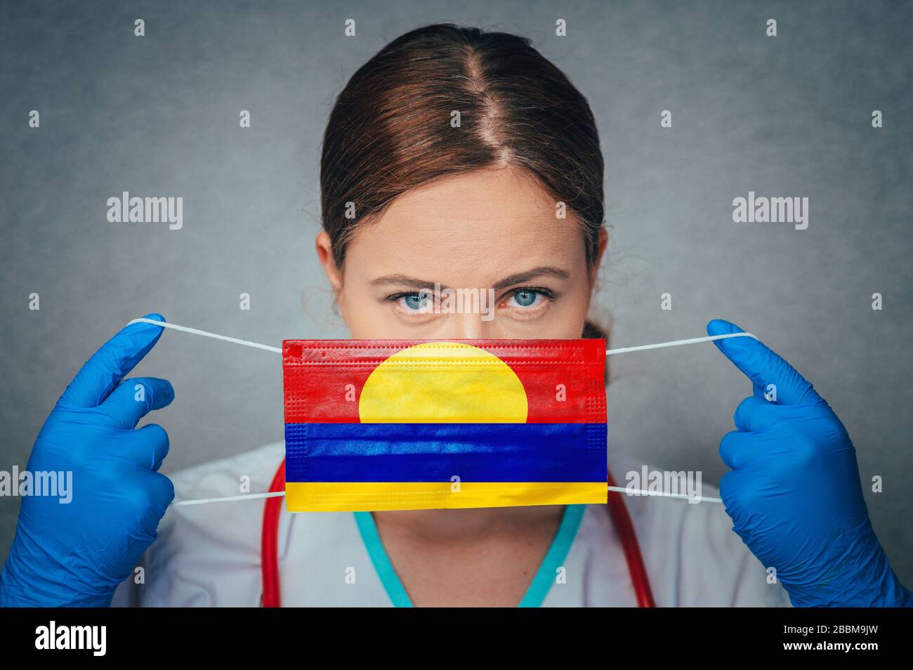 Coronavirus in U.S. State Palmyra Atoll, Female Doctor Portrait, protect Face surgical medical mask with Palmyra Atoll Flag. Illness, Virus Covid-19 i Stock Photo