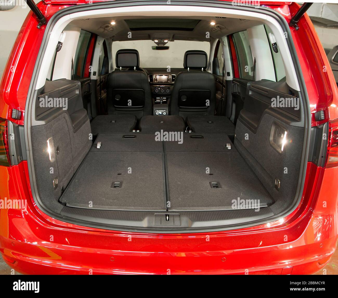 Seat Alhambra 2009 багажник
