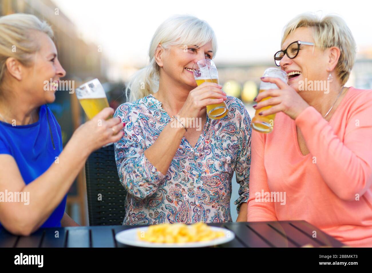 Group of mature ladies hi-res stock photography and images - Alamy