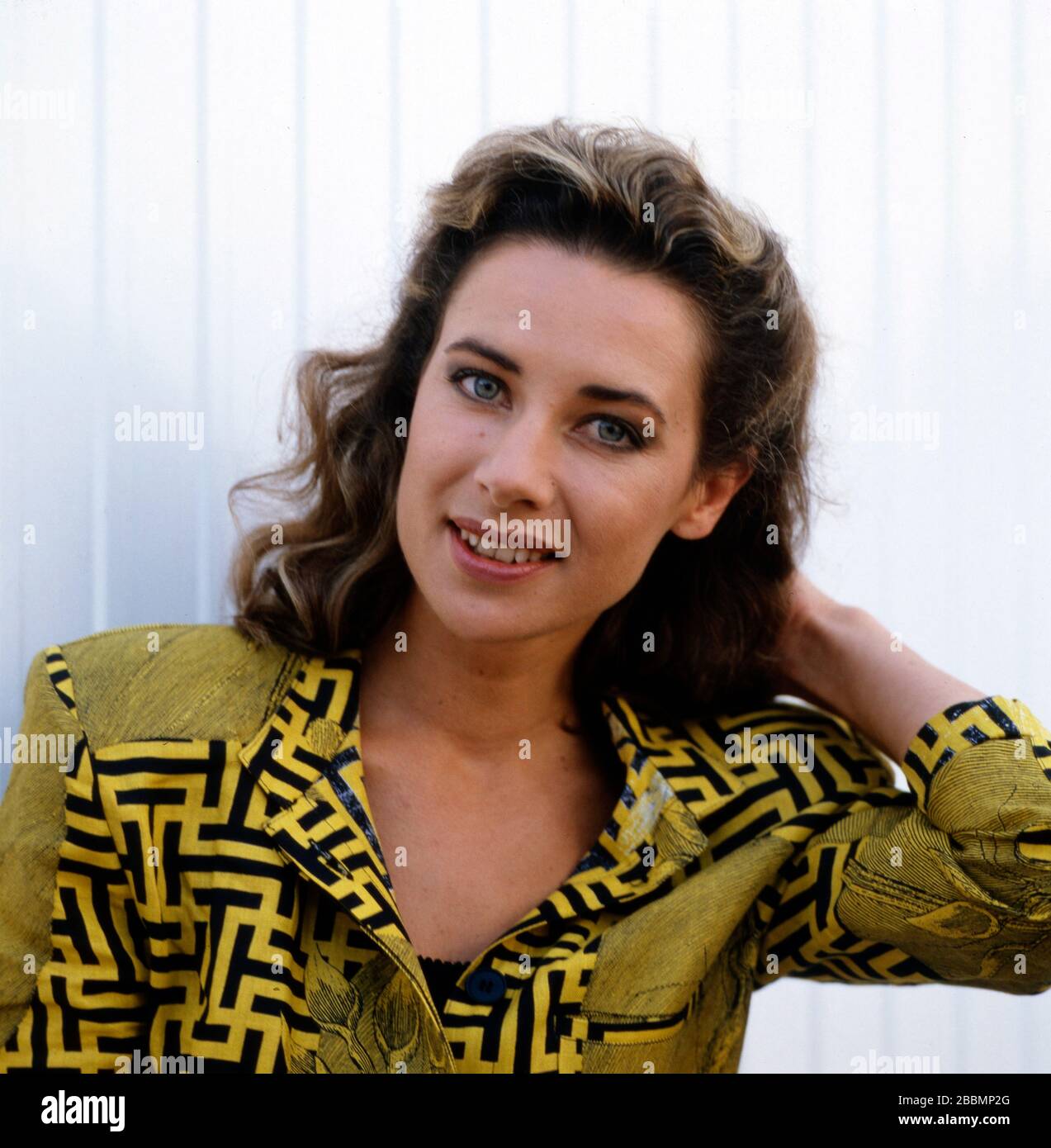 sabine sauer deutsche moderatorin und jounalistin um 1989 german tv presenter and journalist sabine sauer around 1989 stock photo alamy