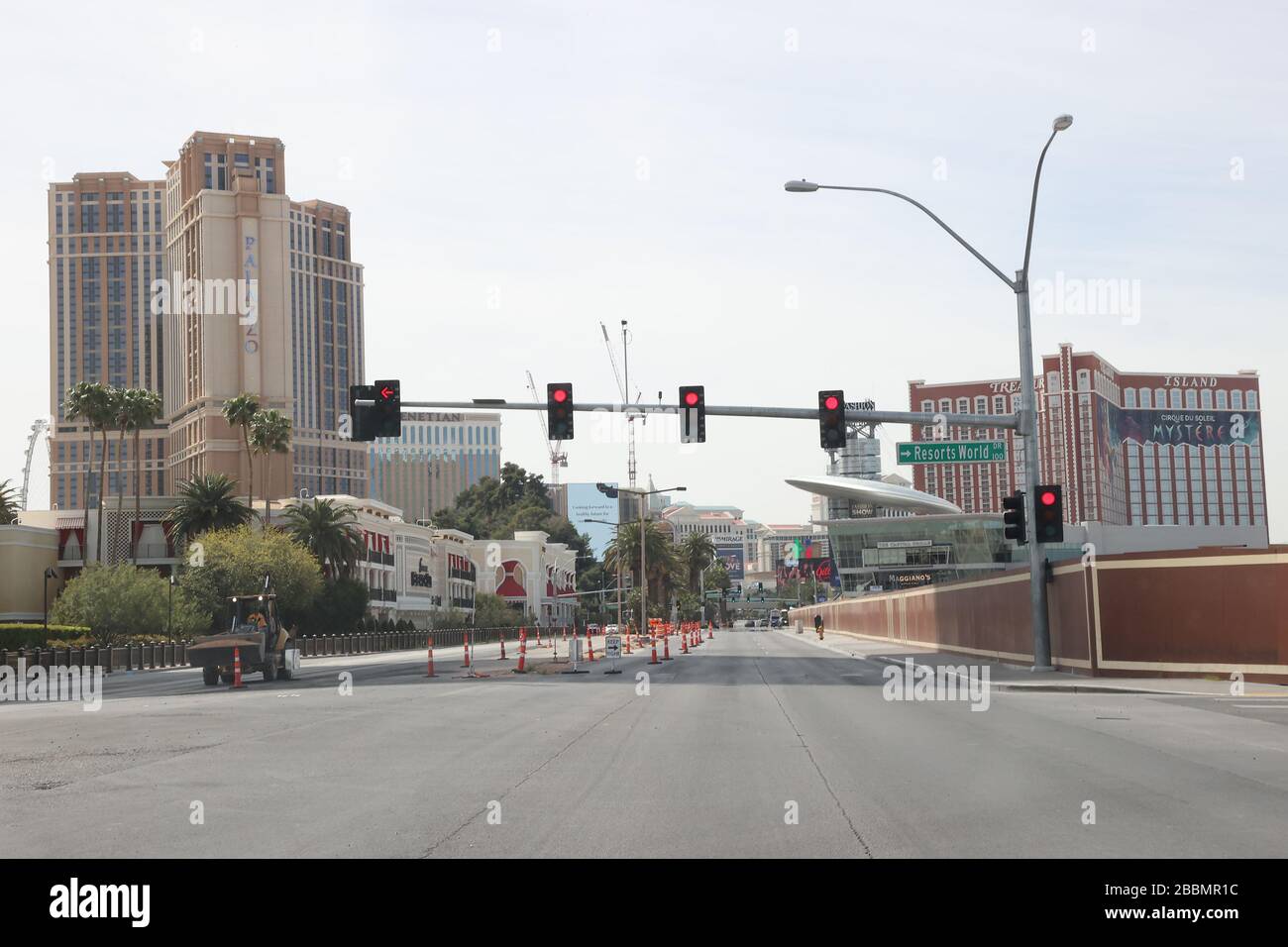 Las Vegas, NV, USA. 31st Mar, 2020. View of the streets of Las Vegas during the coronavirus pandemic in Las Vegas, Nevada on March 31, 2020. Credit: Mpi34/Media Punch/Alamy Live News Stock Photo