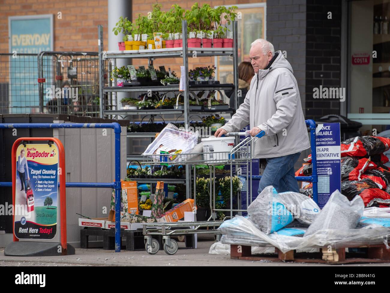 Man leaves the range in leicester with painting decorating supplies hi