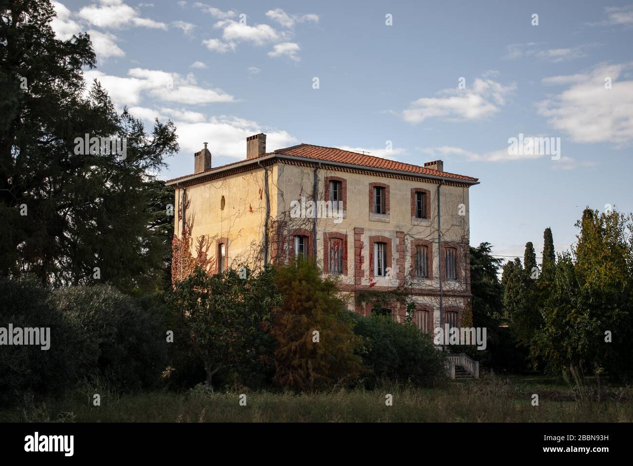 An abandoned mansion in the south of France Stock Photo