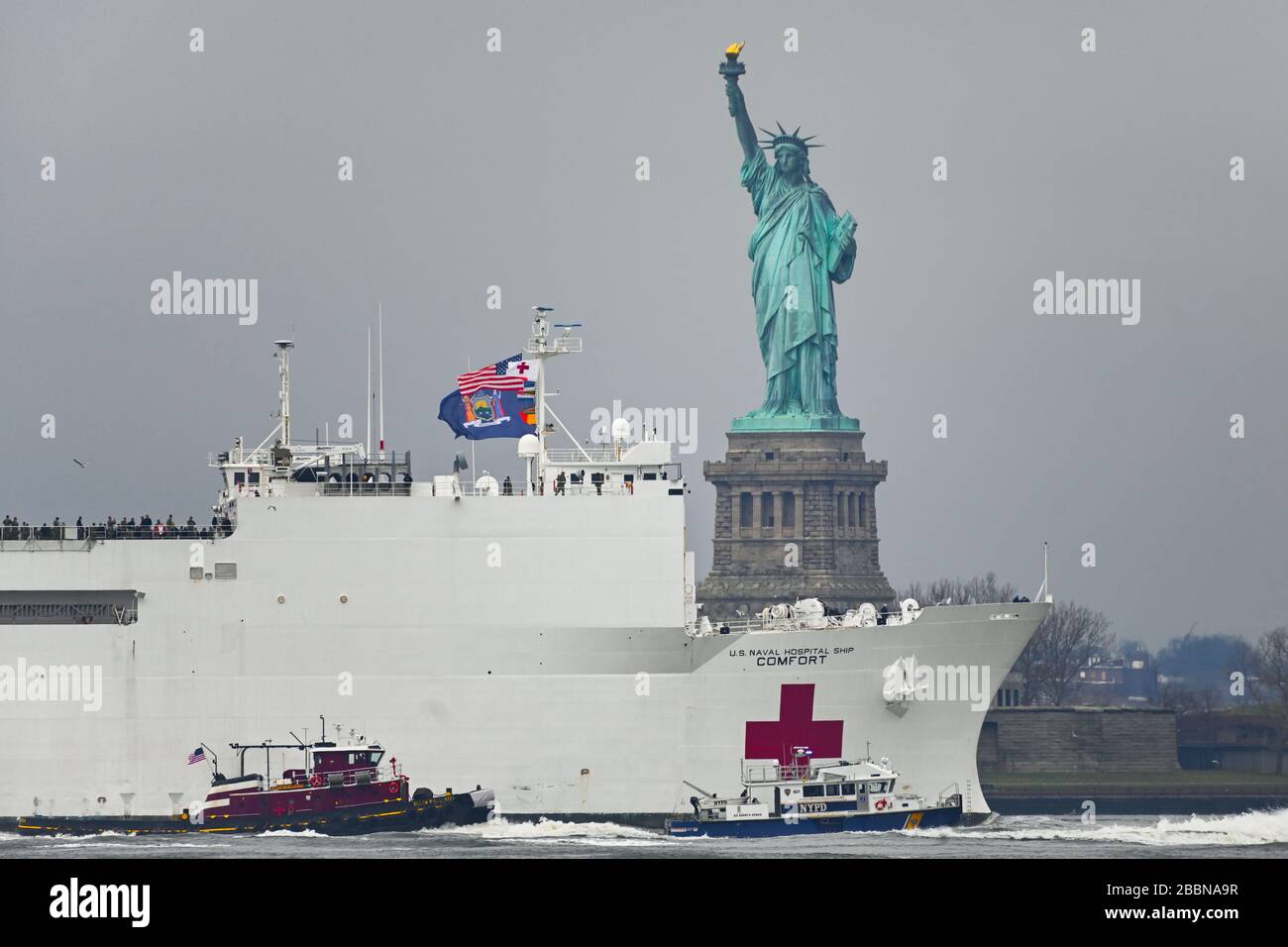 The USNS Comfort, a 1,000plus bed Navy medical ship, sails past the