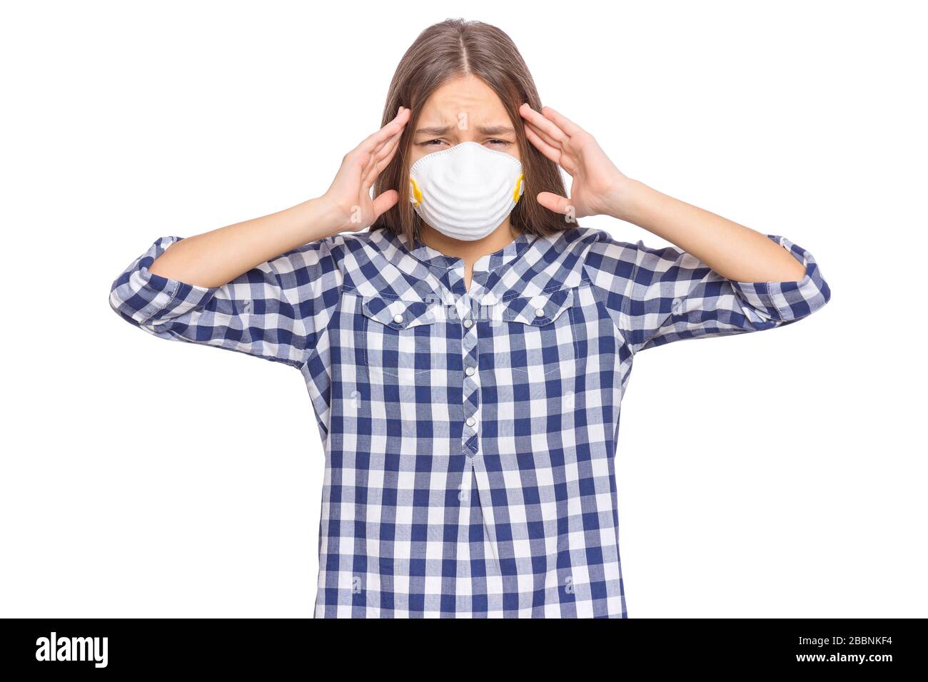 School girl in face mask hi-res stock photography and images - Alamy