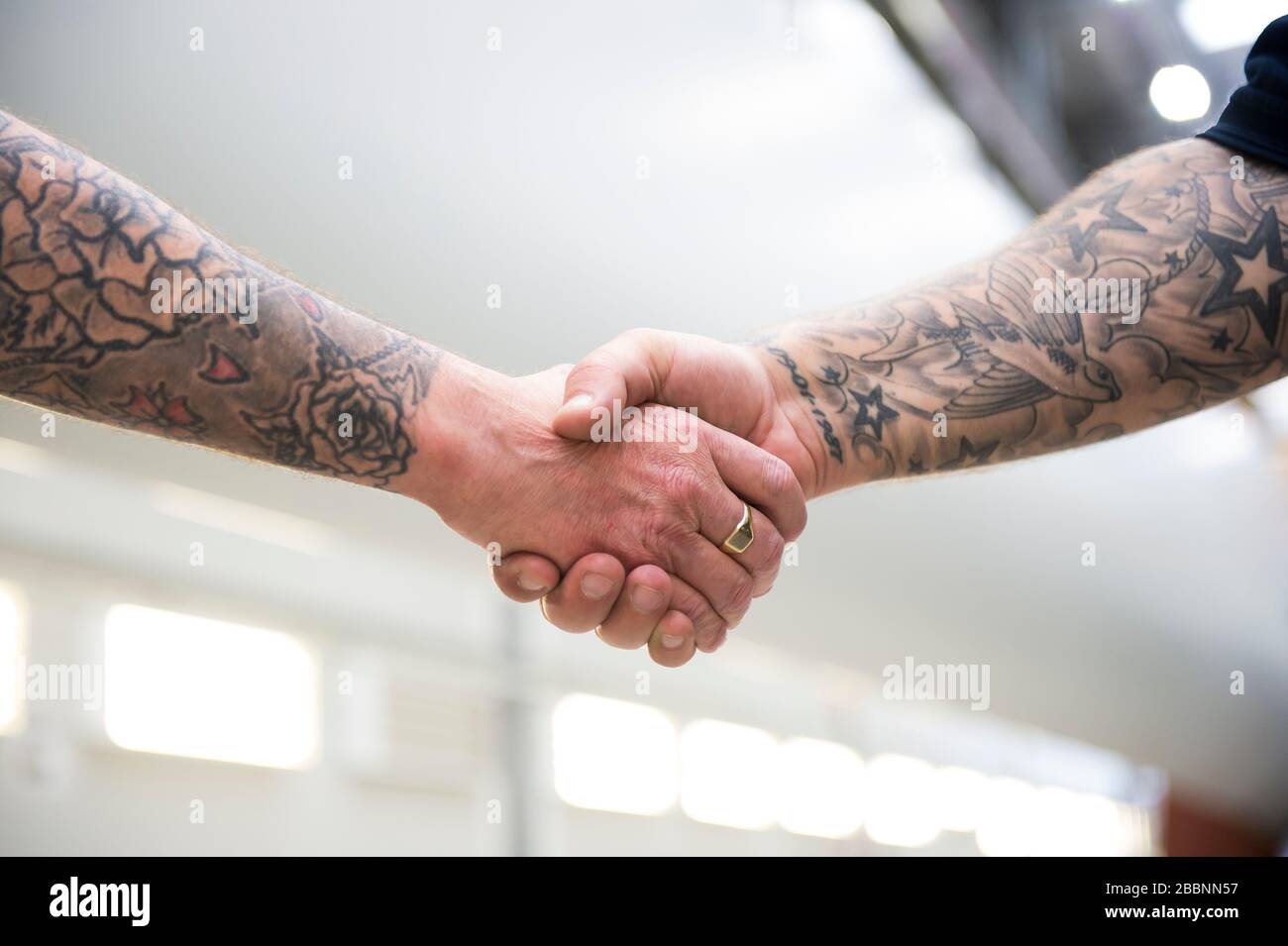 Men with tattoos hi-res stock photography and images - Alamy Men with tattoos hi-res stock photography and images - Alamy