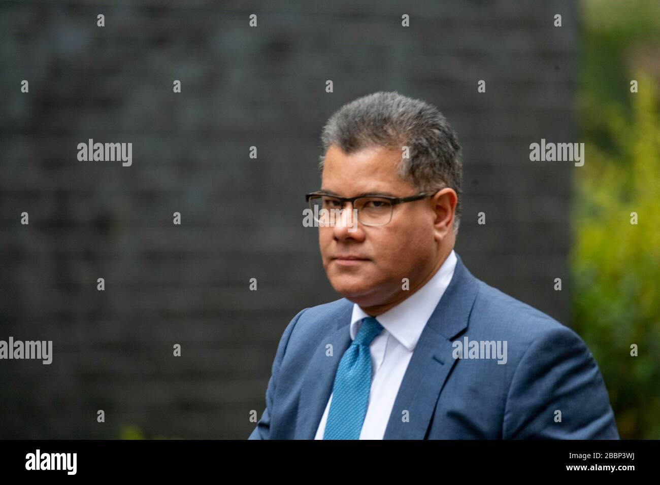 London, UK. 1st Apr, 2020. Alok Sharma MP PC Business Secretary arrives in Downing Sreet London to present the daily covid briefing Credit: Ian Davidson/Alamy Live News Stock Photo