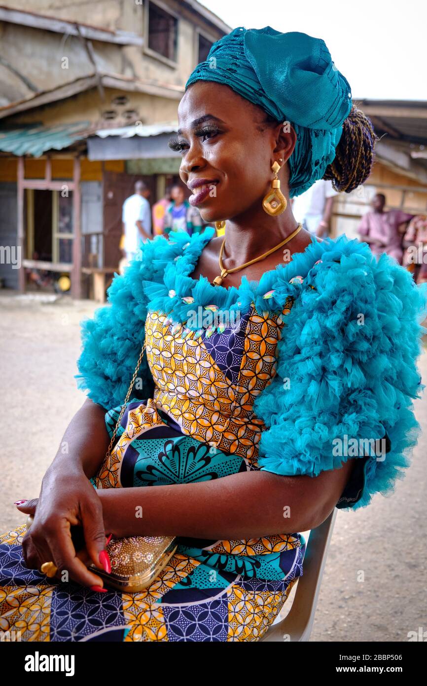 Nigeria women dress hi-res stock photography and images - Alamy