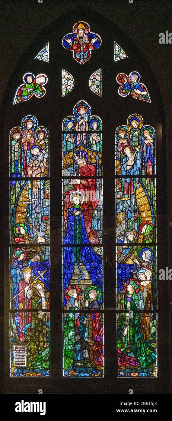Staind Glass Window in Kelvingrove Museum Stock Photo Alamy