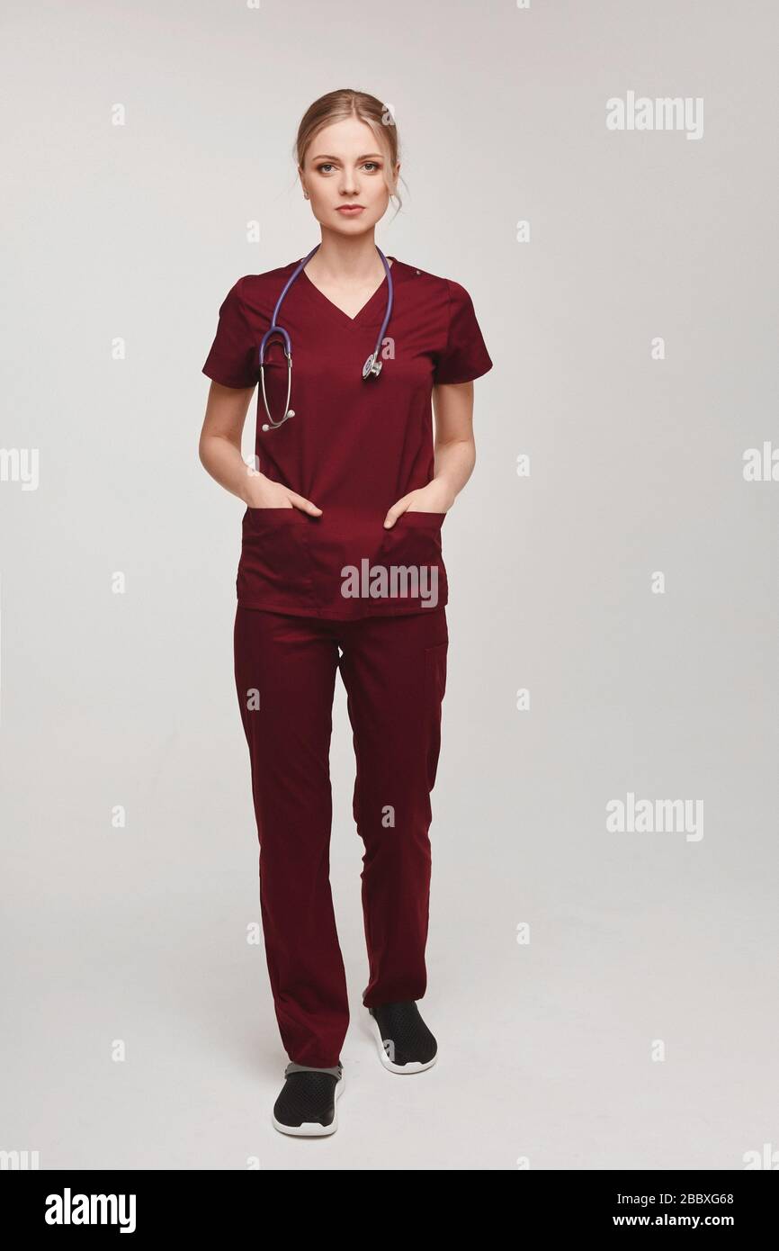 Young woman in pharmacist uniform hi-res stock photography and images -  Page 6 - Alamy