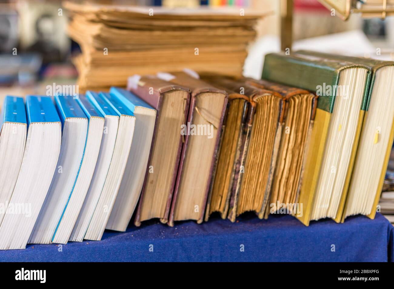 old books for sale at antiques fair Stock Photo Alamy