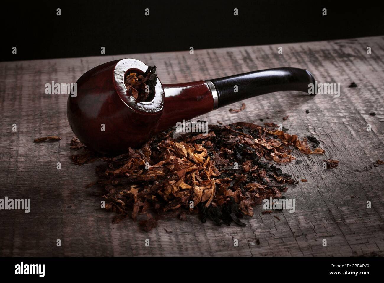 Heap of smoking tobacco hires stock photography and images Alamy