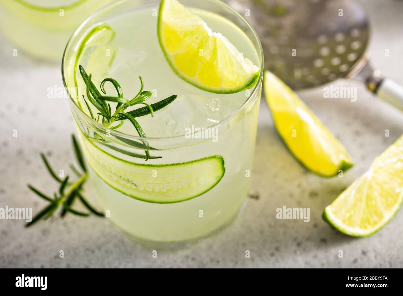 Cucumber gin gimlet Stock Photo Alamy