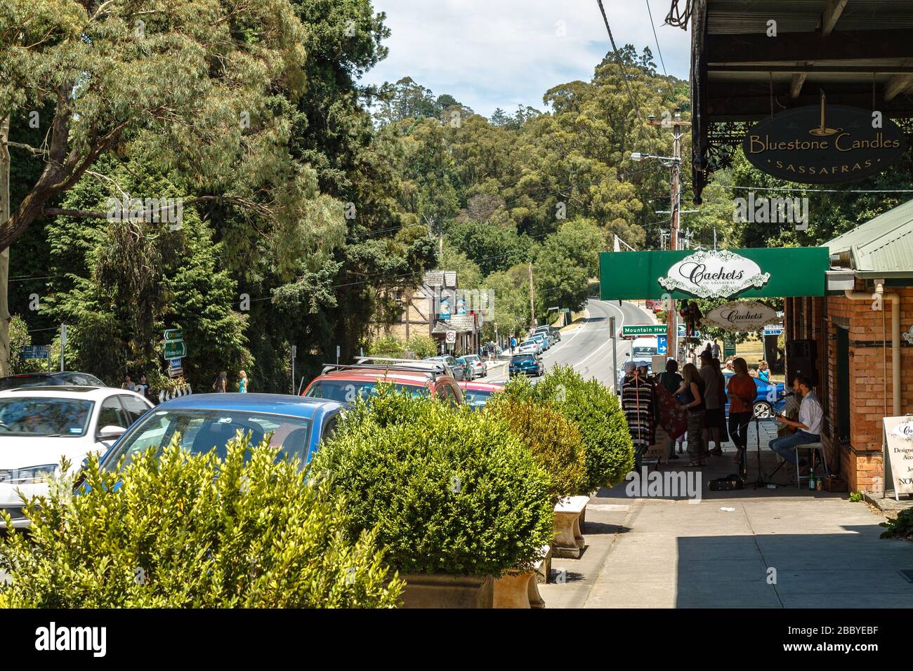 Mount dandenong road hires stock photography and images Alamy