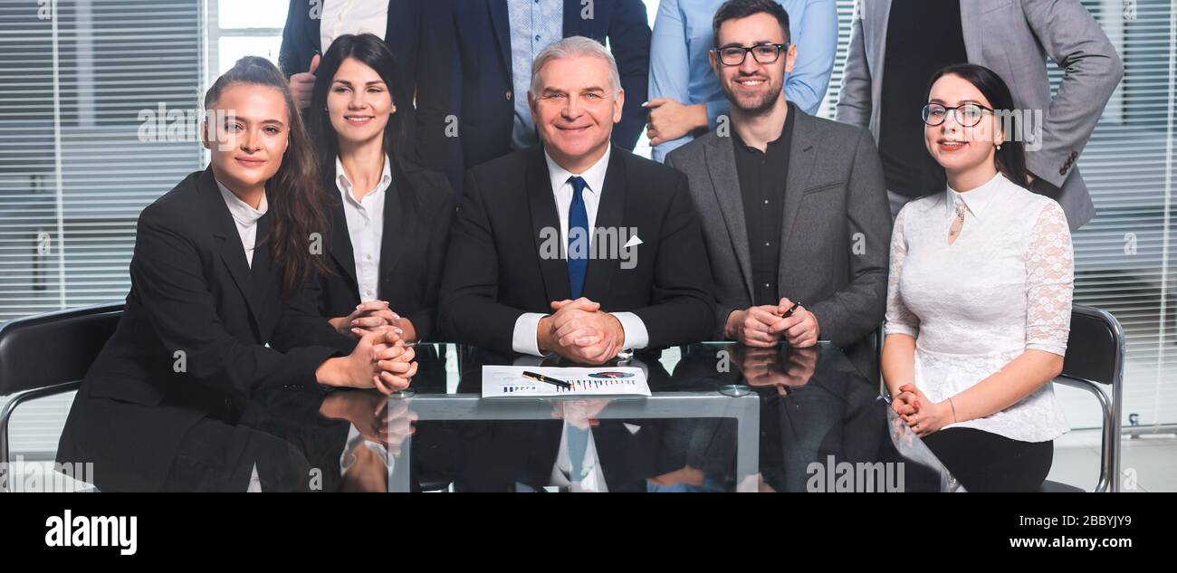 portrait of a successful business team in the office Stock Photo - Alamy