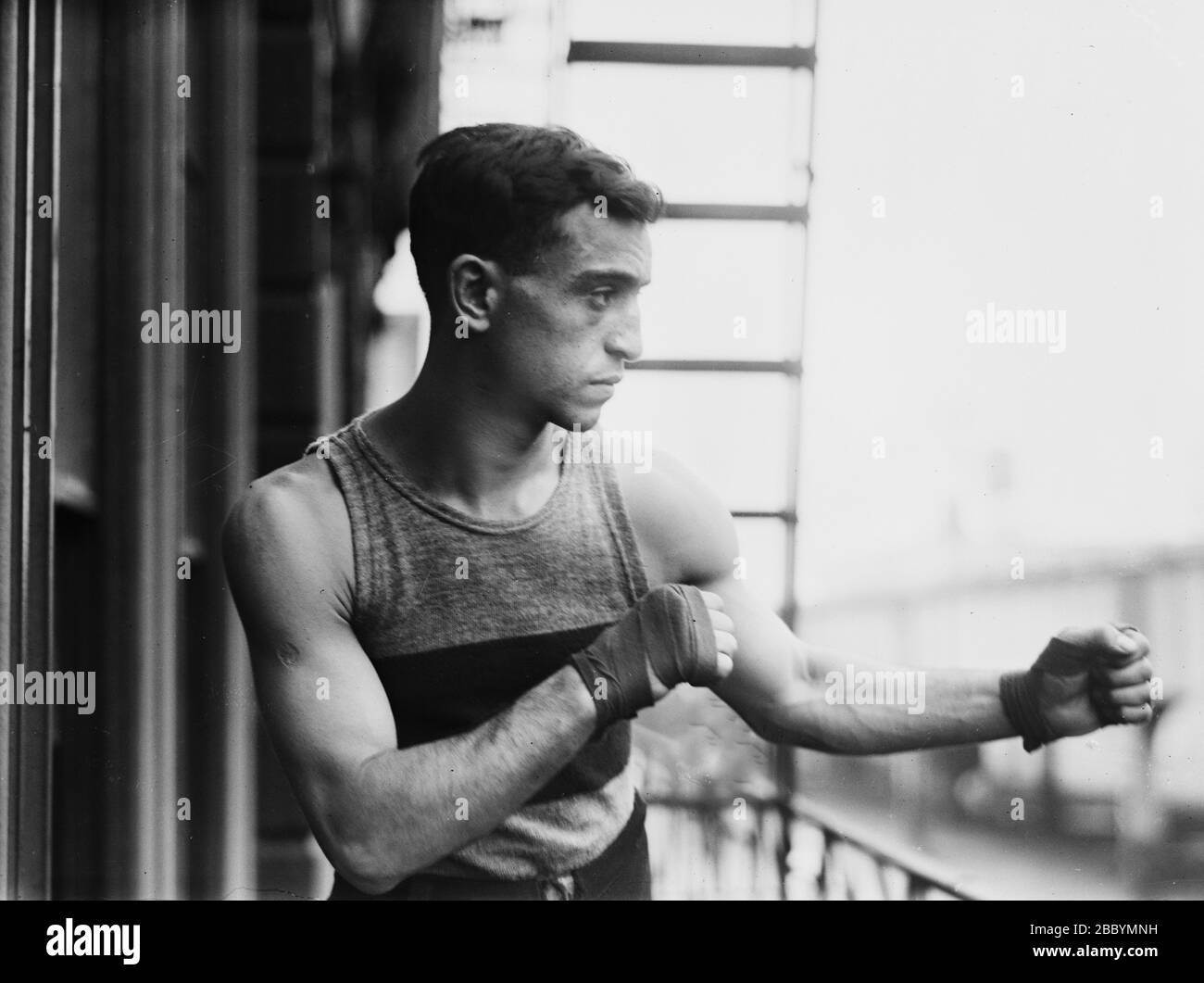 American lightweight boxer Leach Cross ca. 19101915 Stock Photo Alamy
