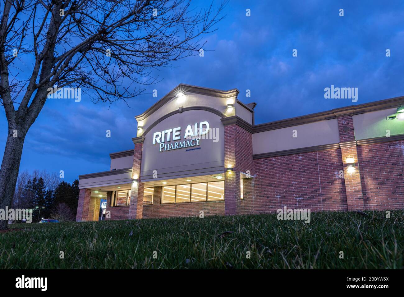 Rite aid retail hires stock photography and images Alamy