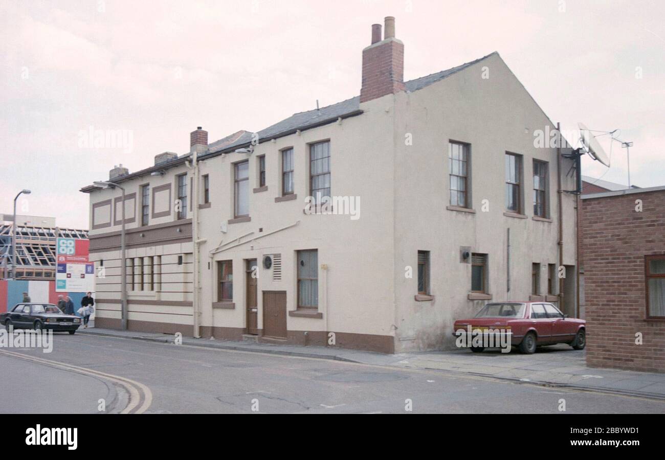 1986 Pubs in Castleford,  last century, West Yorkshire, Northern England, UK Stock Photo