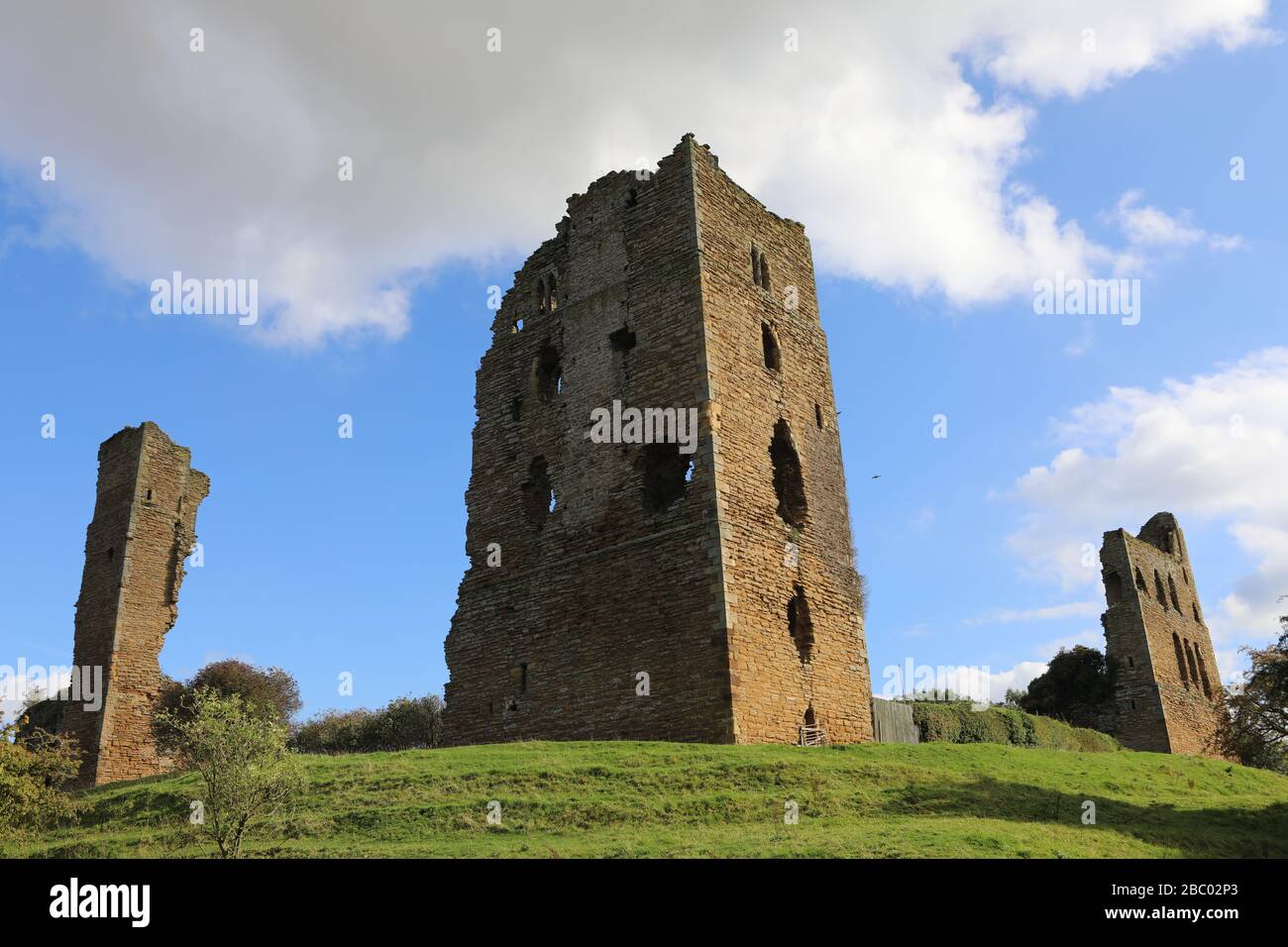Sherrif Hutton Castle, Ryedale, North Yorkshire. Built 1382-1398 by John Neville. Richard III married Anne Neville. Council of the North held here. Stock Photo