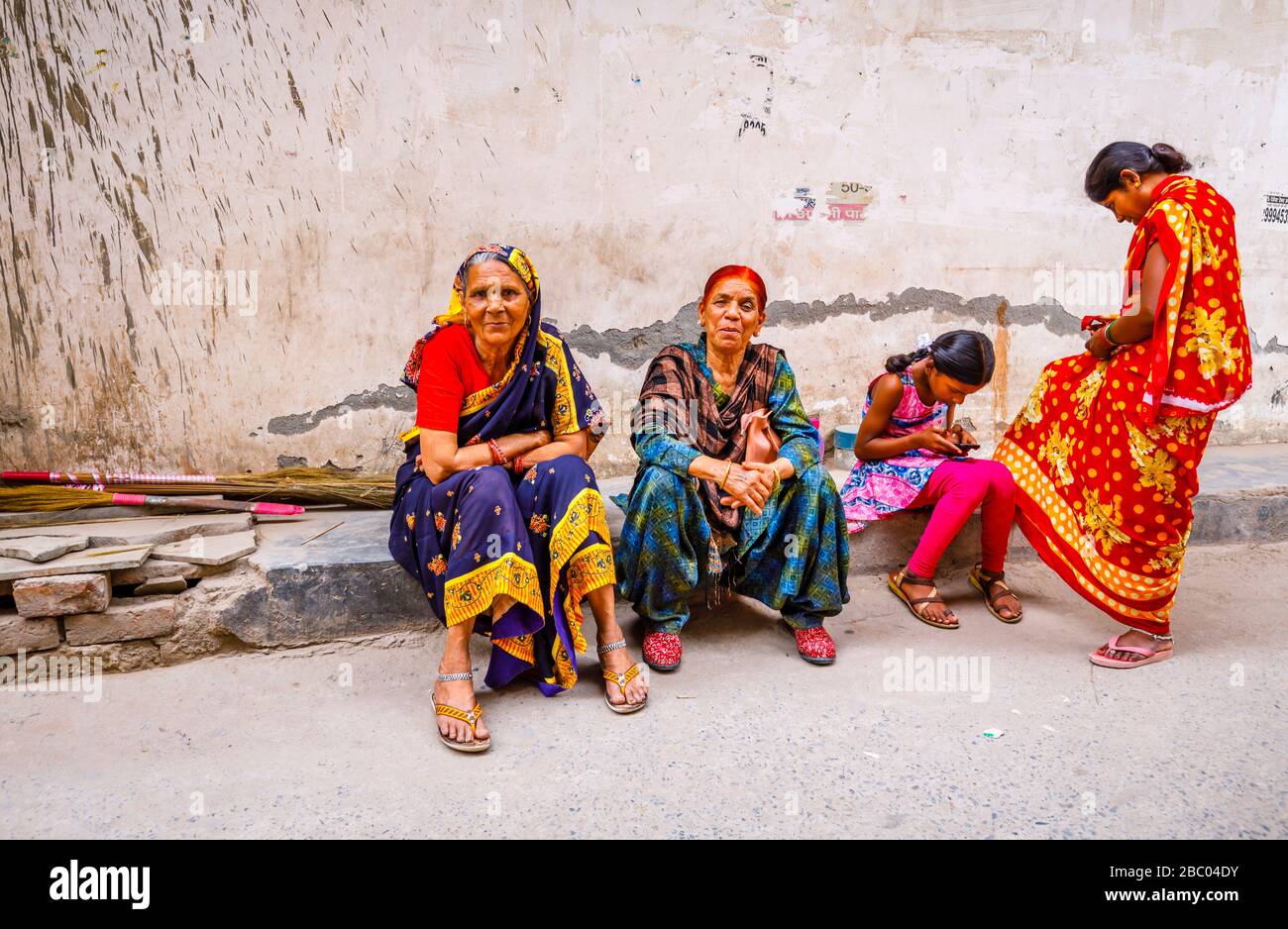 Indian women old delhi hi-res stock photography and images - Alamy