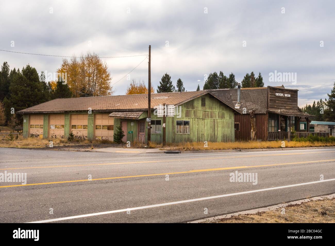 Old buildings in poor condition in the city of Crescent, Oregon, USA