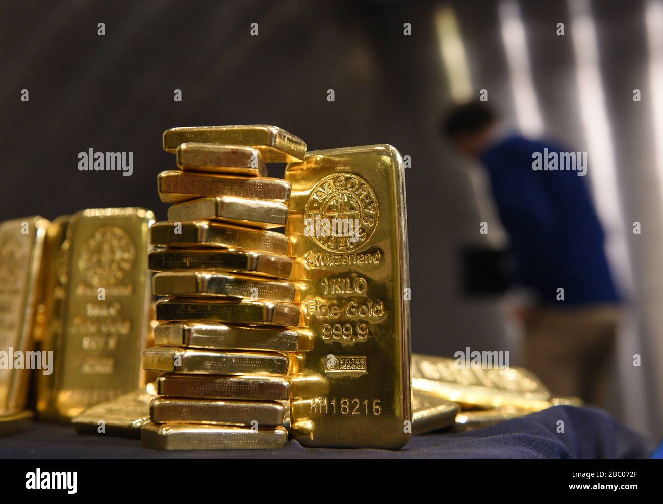 Page 2 Aurum High Resolution Stock Photography And Images Alamy