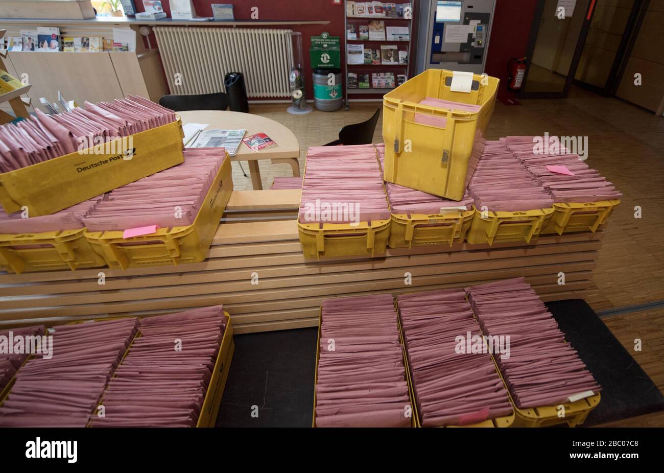 Local election day in the Würmtal. Postal voting documents are ready for counting in Planegg. [automated translation] Stock Photo