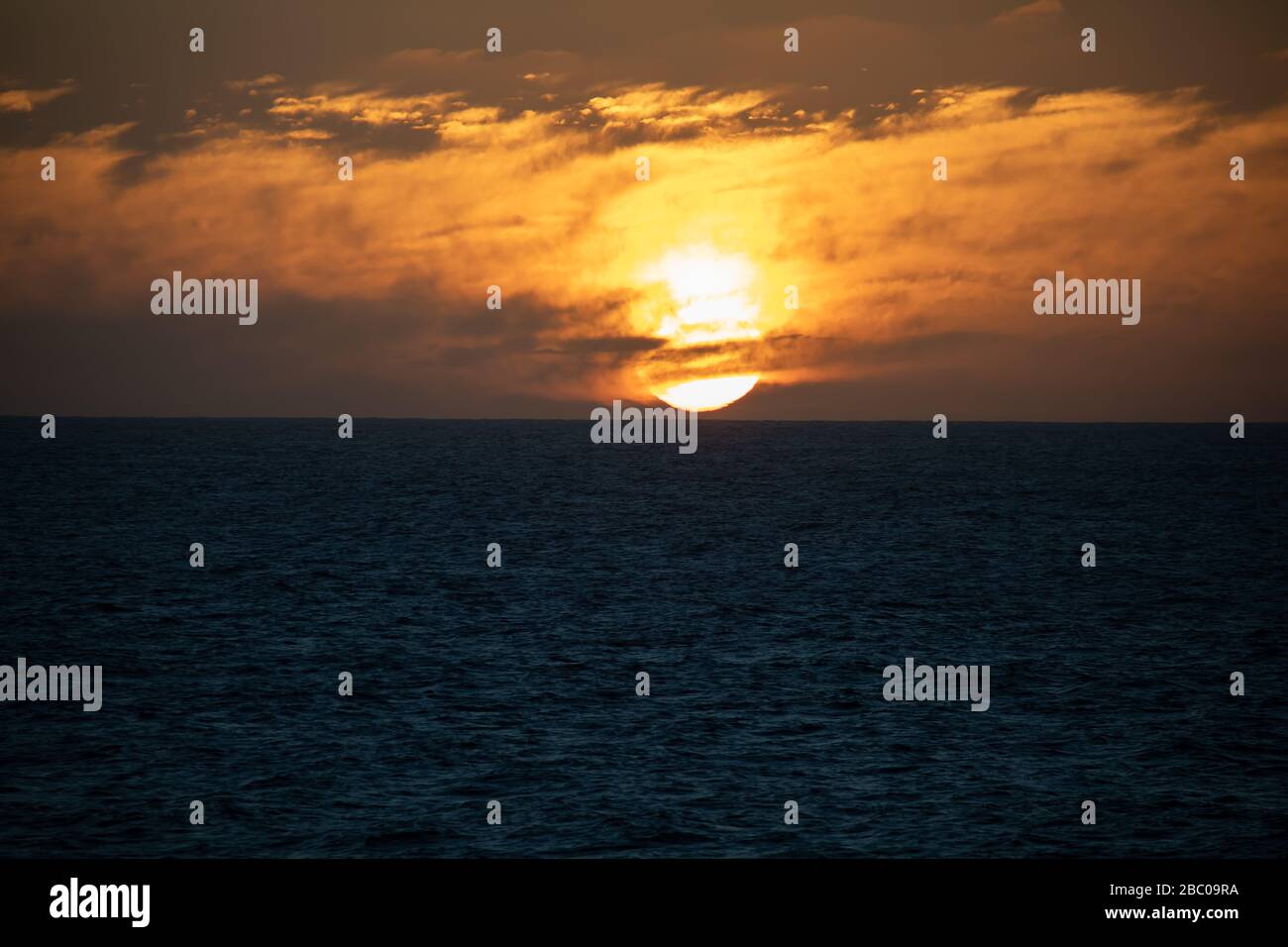Early Evening Sunset Over The North Atlantic Ocean Near Lanzarote In March Stock Photo Alamy