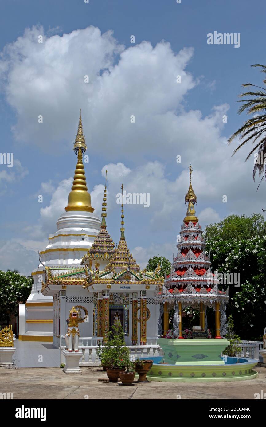 Wat Nantaram is a Tai Yai (Shan-style) community teakwood temple and pagoda in  Chiang Kham. Stock Photo
