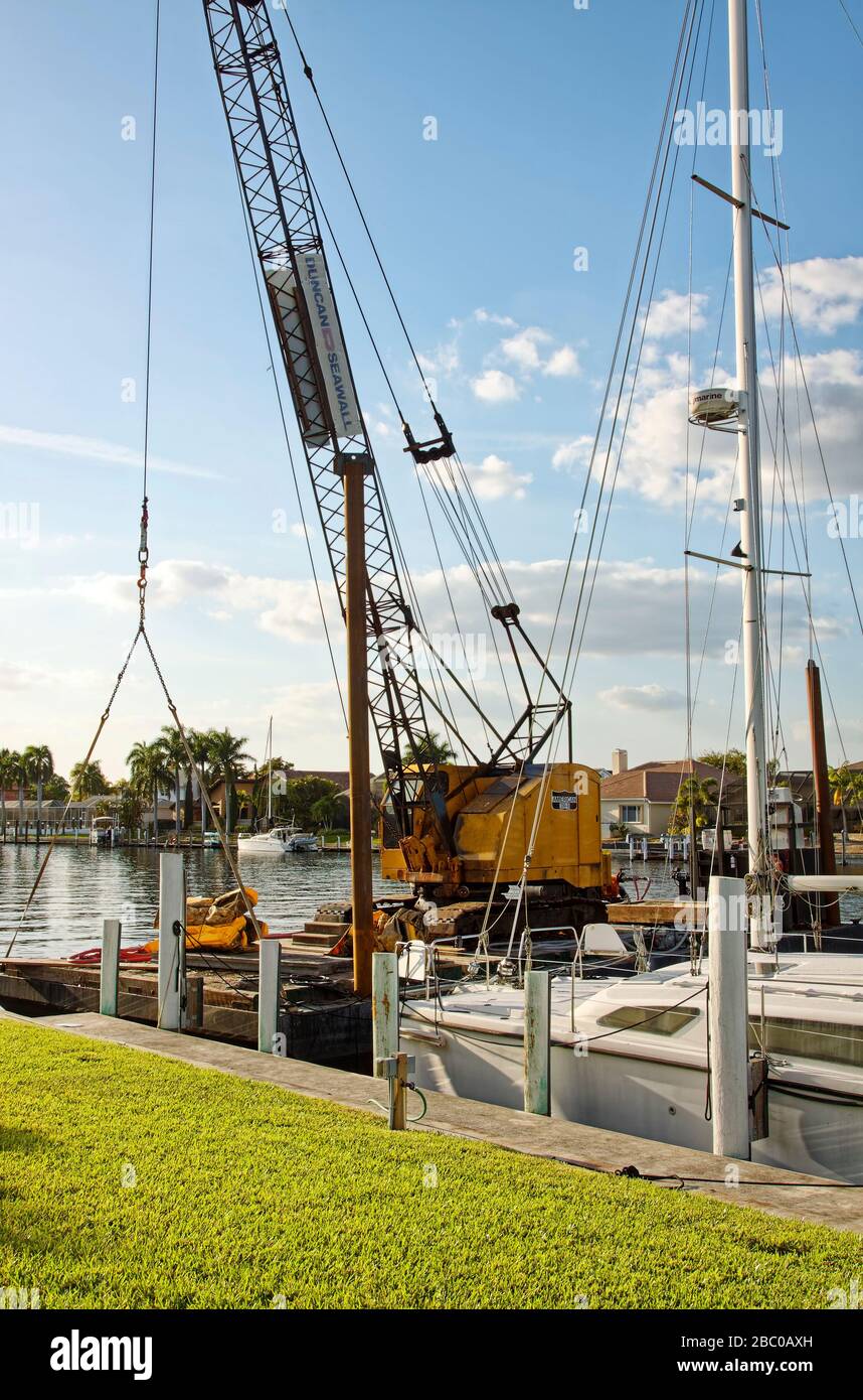 Replacing seawall hires stock photography and images Alamy