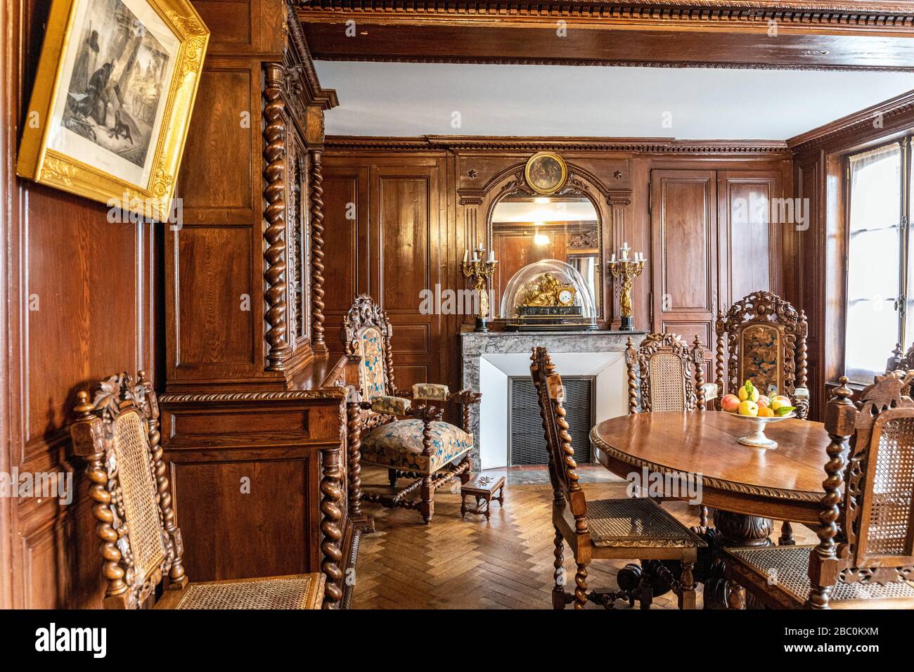 DINING ROOM, HOUSE WHERE THERESE MARTIN SPENT HER CHILDHOOD