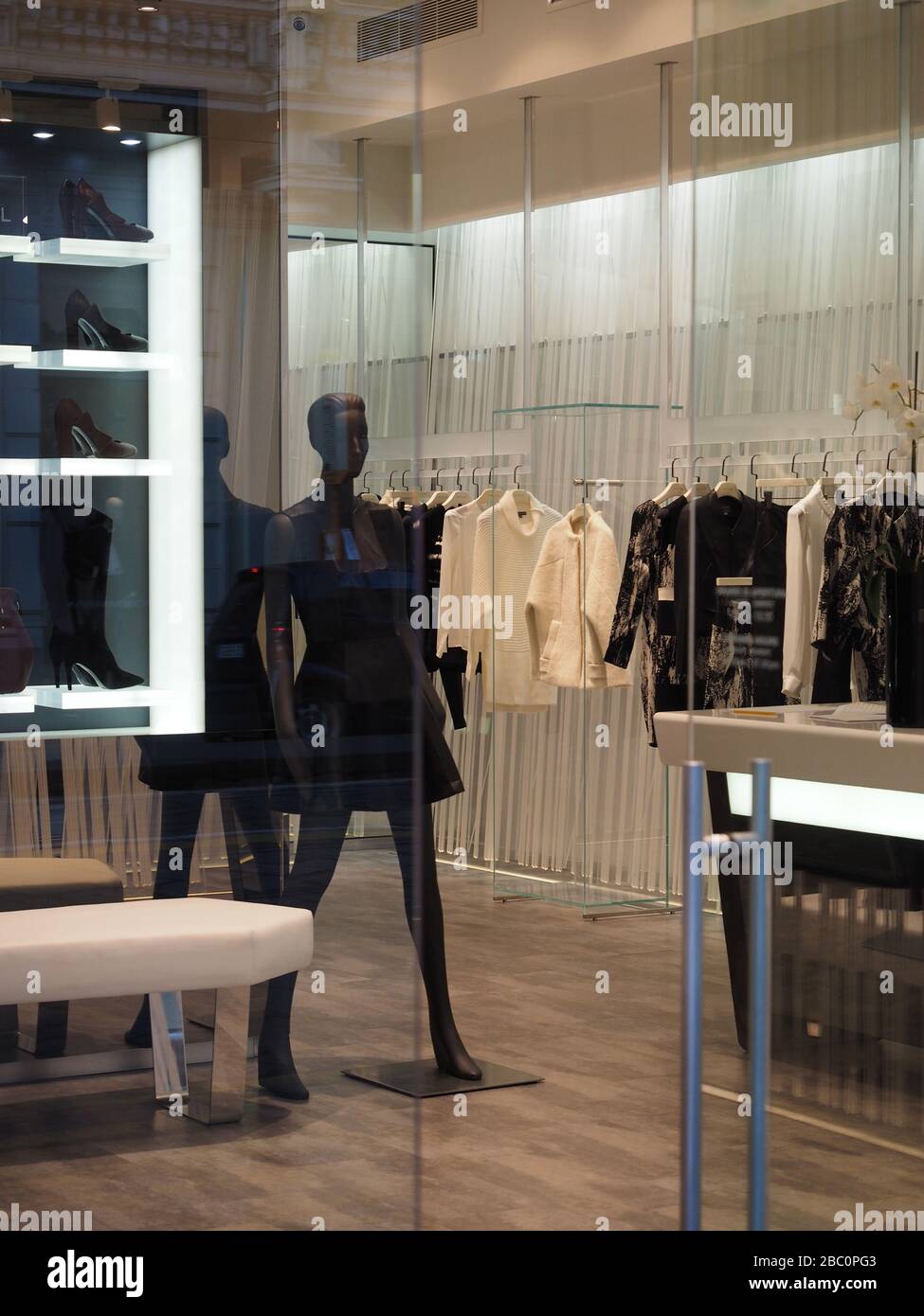 Italy moda cheap shop