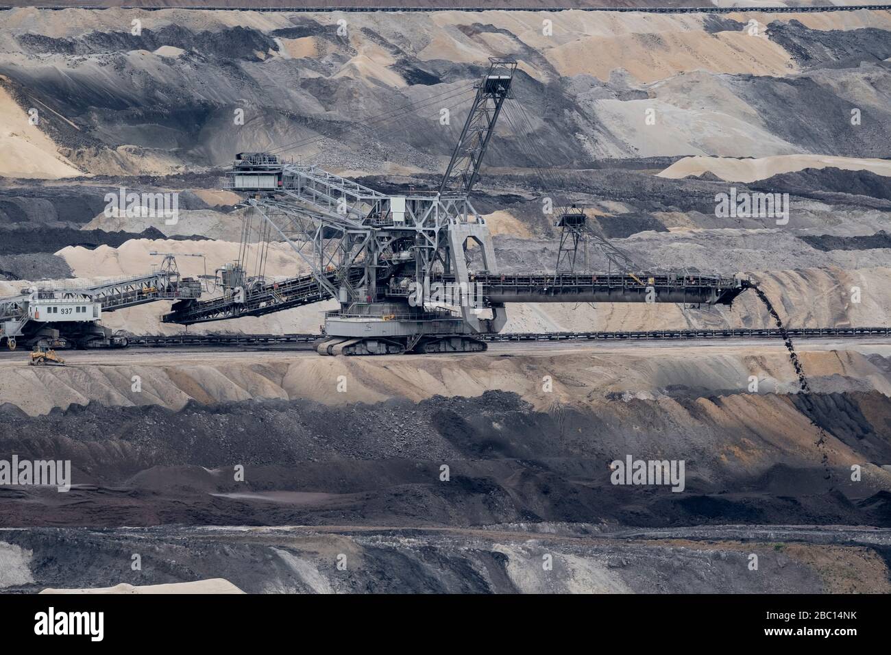 Germany, North Rhine-Westphalia, Inden, Bucket-wheel excavator working in open-pit mine Stock Photo