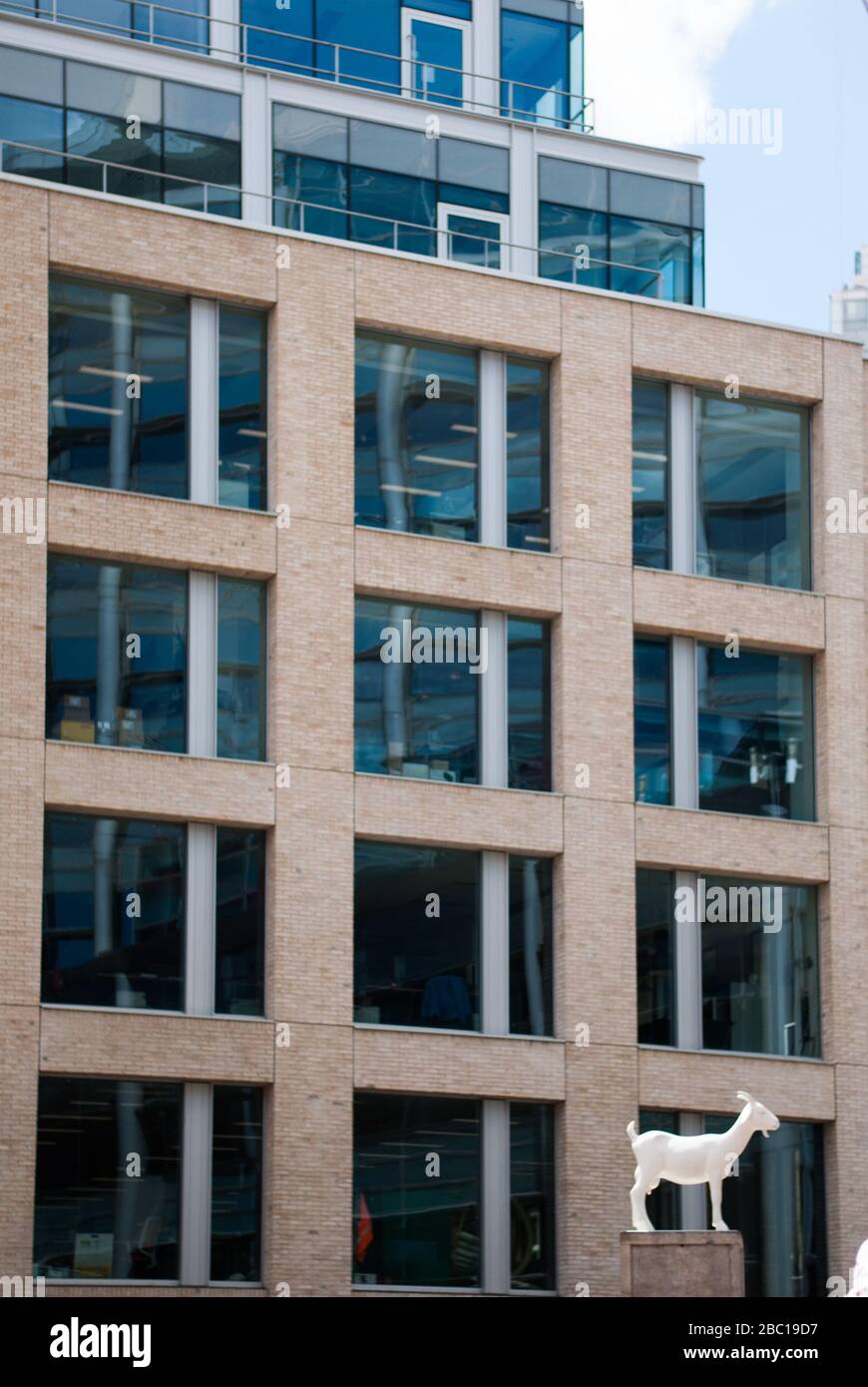 Steward Building AHMM Architects Brick Elevation Windows Glass Detail 12 Brushfield Street, Liverpool Street, London, E1 Stock Photo