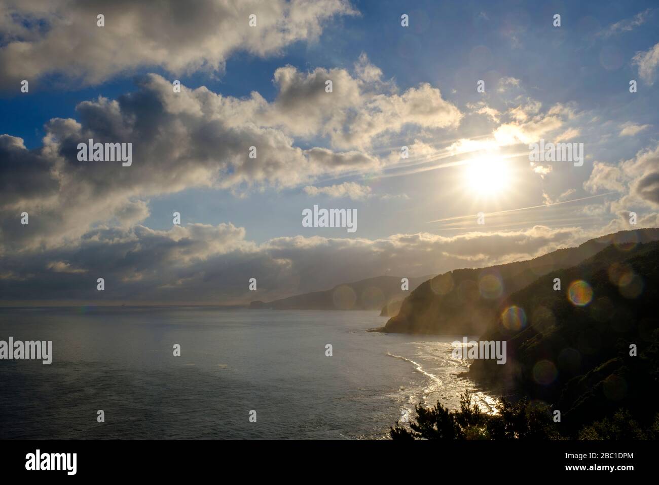 Sonnenaufgang, Küste bei Armintza, Golf von Biskaya,  Baskenland, Provinz Bizkaia, Provinz Biskaya, Nordspanien,  Spanien, Stock Photo