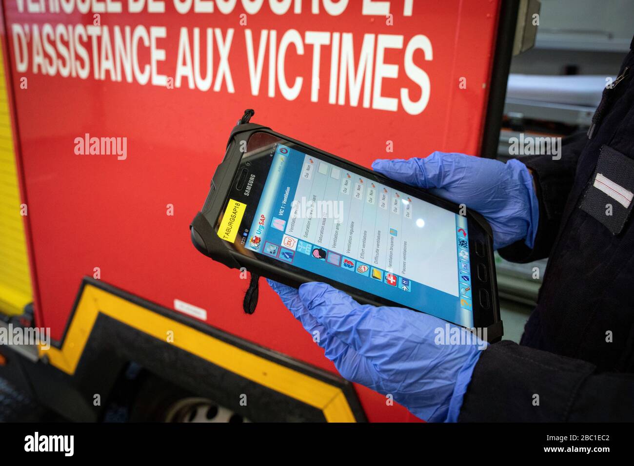 MEDICAL REPORT ON THE TABLET COMPUTER, EMERGENCY INTERVENTION AT A ...