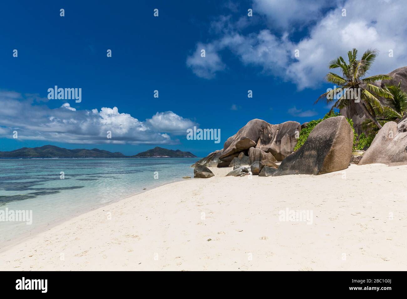 Granitfelsen am Strand Anse Source d'Argent, Insel La Digue, Seychellen, Indischer Ozean, Afrika Stock Photo