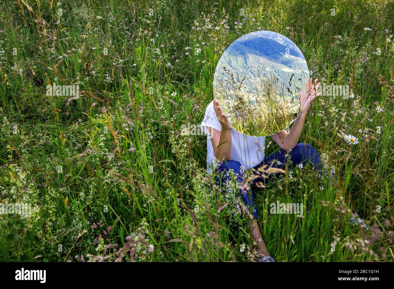 Hiding behind mirror hi-res stock photography and images - Alamy